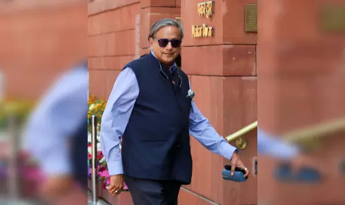 ऑपरेशन सिंदूर सर्वदलीय डेलिगेशन में सांसद थरूर भी शामिल, कांग्रेस की लिस्ट से नदारद था नाम