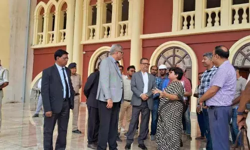 Jalpaiguri में सर्किट बेंच के बुनियादी ढांचे पर न्यायाधीश की नजर Jalpaiguri में सर्किट बेंच के बुनियादी ढांचे पर न्यायाधीश की नजर