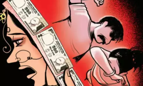 Lucknow: दहेज को लेकर महिला से मारपीट का मामला सामने आया