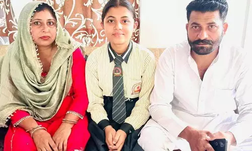 दूसरी टॉपर Ratinderdeep Kaur राष्ट्रीय नेटबॉल खिलाड़ी, डॉक्टर बनना चाहती हैं दूसरी टॉपर Ratinderdeep Kaur राष्ट्रीय नेटबॉल खिलाड़ी, डॉक्टर बनना चाहती हैं
