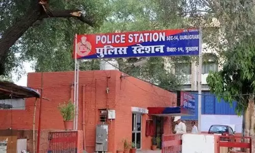 Gurugram में नाबालिग लड़की के अपहरण के आरोप में 3 गिरफ्तार Gurugram में नाबालिग लड़की के अपहरण के आरोप में 3 गिरफ्तार