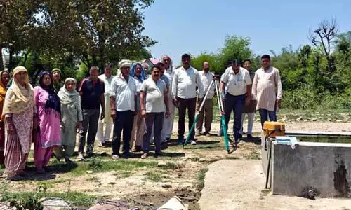 Himachal: ग्रामीणों ने सीवेज ट्रीटमेंट प्लांट का विरोध किया, काम रोका Himachal: ग्रामीणों ने सीवेज ट्रीटमेंट प्लांट का विरोध किया, काम रोका