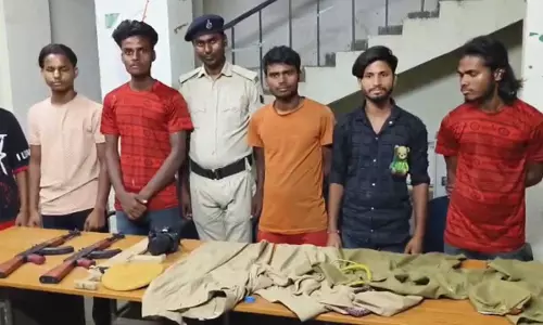 6 यूट्यूबर गिरफ्तार, पुलिस की वर्दी पहन...मचा हड़कंप