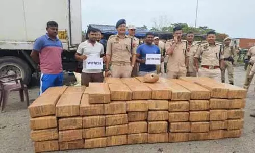 Assam में 3 करोड़ रुपये मूल्य का नशीला पदार्थ जब्त, तीन गिरफ्तार