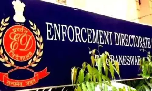 केरल सतर्कता ने कथित भ्रष्टाचार मामले में ईडी अधिकारी को मुख्य आरोपी बनाया केरल सतर्कता ने कथित भ्रष्टाचार मामले में ईडी अधिकारी को मुख्य आरोपी बनाया