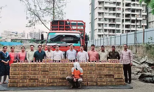 पिंपरी-चिंचवाड़ में शराब का भंडाफोड़: वल्लभनगर में 52 लाख की अवैध गोवा शराब जब्त