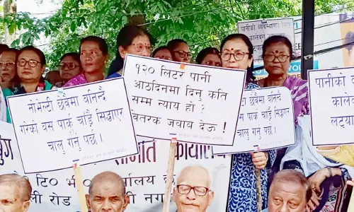 Sikkim :  कलिम्पोंग निवासियों ने जल संकट के विरोध में प्रदर्शन किया