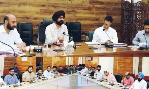 DDC डोडा ने ग्रामीण विकास विभाग के प्रदर्शन की समीक्षा की