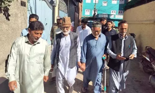 Jammu: सागर ने खानयार में विकासात्मक आवश्यकताओं का आकलन किया Jammu: सागर ने खानयार में विकासात्मक आवश्यकताओं का आकलन किया