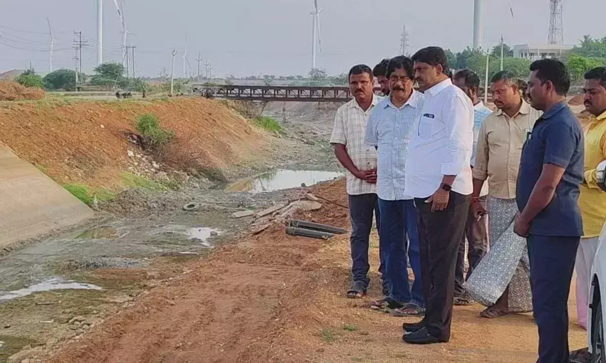मंत्री ने HNSS नहर चौड़ीकरण कार्य में तेजी लाने का आदेश दिया