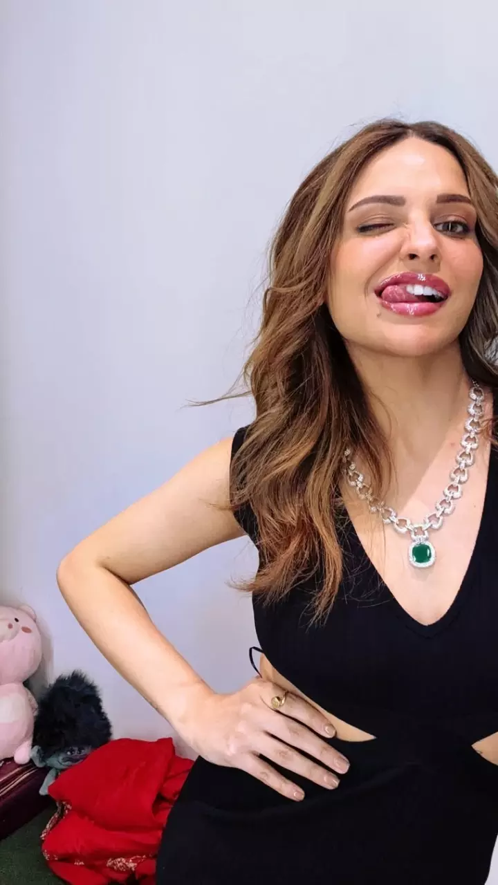 Himanshi Khurana का मस्ती अंदाज़