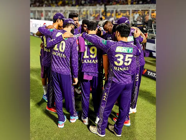 IPL 2025: बेंगलुरु में बारिश के कारण आरसीबी-केकेआर का मुकाबला रद्द, गत विजेता टूर्नामेंट से बाहर IPL 2025: बेंगलुरु में बारिश के कारण आरसीबी-केकेआर का मुकाबला रद्द, गत विजेता टूर्नामेंट से बाहर