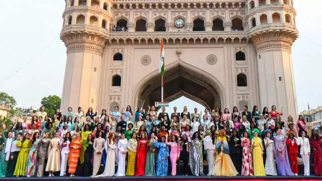 Telangana: मिस वर्ल्ड प्रतियोगी तेलंगाना की सुरक्षा और शासन व्यवस्था का प्रदर्शन देखेंगी Telangana: मिस वर्ल्ड प्रतियोगी तेलंगाना की सुरक्षा और शासन व्यवस्था का प्रदर्शन देखेंगी