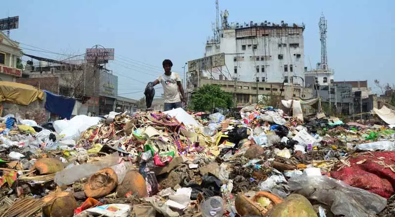 Jalandhar: कूड़े की समस्या को लेकर नगर निगम को लोक अदालत में घसीटा Jalandhar: कूड़े की समस्या को लेकर नगर निगम को लोक अदालत में घसीटा