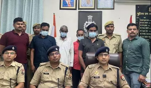 Lucknow में गोकशी गिरोह पर पुलिस की बड़ी कार्रवाई Lucknow में गोकशी गिरोह पर पुलिस की बड़ी कार्रवाई