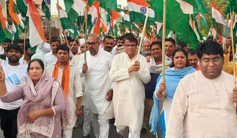 Haryana : झज्जर, नारनौल में बीजेपी ने निकाली तिरंगा यात्रा Haryana : झज्जर, नारनौल में बीजेपी ने निकाली तिरंगा यात्रा