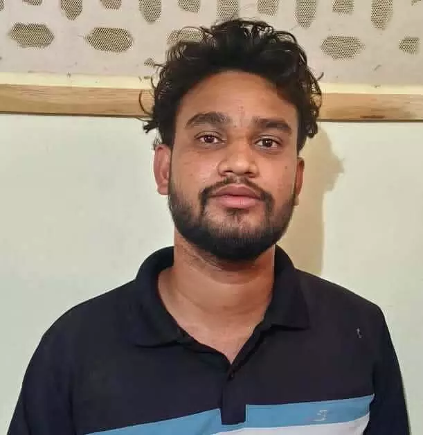 मामूली बात पर हुआ झगड़ा: एक युवक की चाकू घोंपकर हत्या मामूली बात पर हुआ झगड़ा: एक युवक की चाकू घोंपकर हत्या