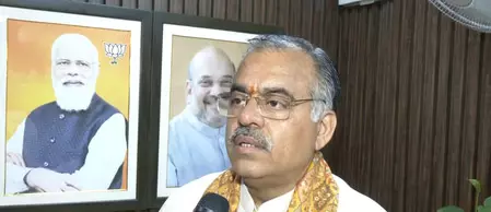 पाकिस्तान चला रहा आतंकवाद की विश्वस्तरीय यूनिवर्सिटी: तरुण चुघ पाकिस्तान चला रहा आतंकवाद की विश्वस्तरीय यूनिवर्सिटी: तरुण चुघ
