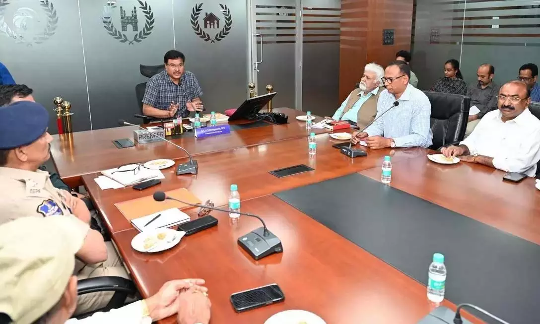 HYDRAA ने जल निकायों में मलबा डालने की चेतावनी दी HYDRAA ने जल निकायों में मलबा डालने की चेतावनी दी