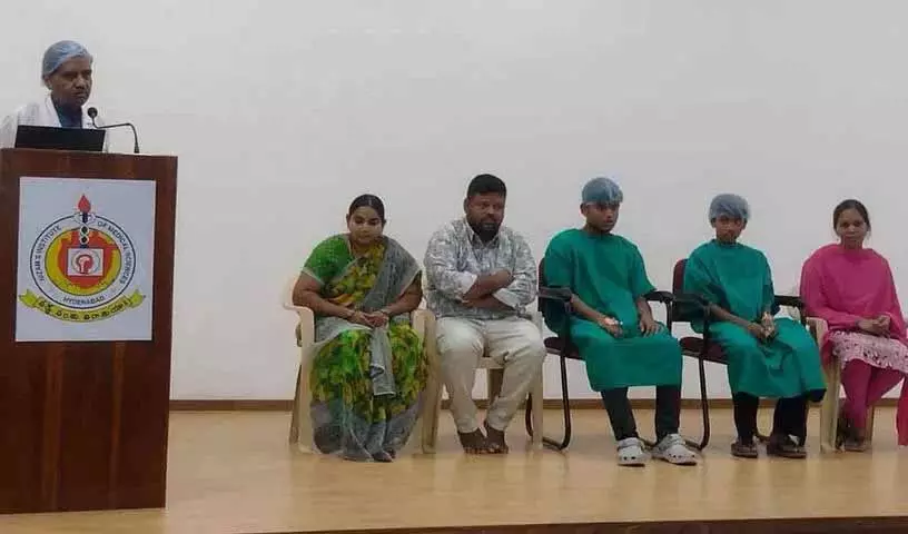 NIMS ने दो छोटे बच्चों में RFA के साथ रिफ्रैक्टरी पैल्पिटेशन का सफलतापूर्वक उपचार किया NIMS ने दो छोटे बच्चों में RFA के साथ रिफ्रैक्टरी पैल्पिटेशन का सफलतापूर्वक उपचार किया