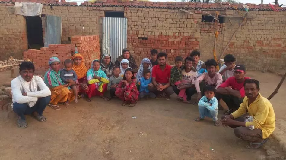 Nuh में अवैध रूप से रह रहे 23 बांग्लादेशी गिरफ्तार Nuh में अवैध रूप से रह रहे 23 बांग्लादेशी गिरफ्तार