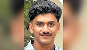 Kozhikode युवक के अपहरण का मामला पुलिस ने 2 लोगों को हिरासत में लिया Kozhikode युवक के अपहरण का मामला पुलिस ने 2 लोगों को हिरासत में लिया