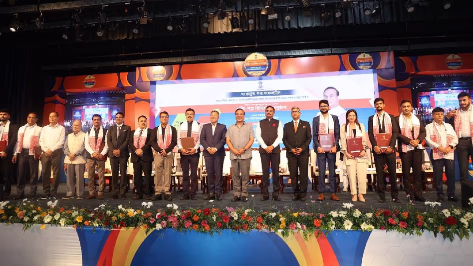 23,000 करोड़ रुपये के एमओयू क्रियान्वयन की प्रक्रिया में, 6,000 नौकरियां पैदा होंगी 23,000 करोड़ रुपये के एमओयू क्रियान्वयन की प्रक्रिया में, 6,000 नौकरियां पैदा होंगी