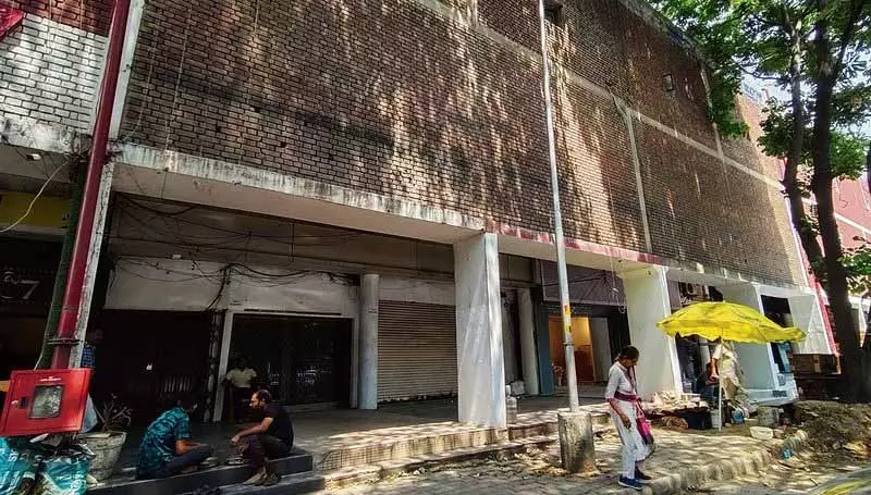 Chandigarh: रियल एस्टेट की कीमतें आसमान छू रही, 2 कनाल का घर 32 करोड़ रुपये में बिका Chandigarh: रियल एस्टेट की कीमतें आसमान छू रही, 2 कनाल का घर 32 करोड़ रुपये में बिका