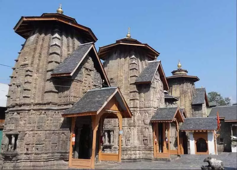 Chamba मंदिर ट्रस्ट ने 45 दुकानदारों को नोटिस भेजा Chamba मंदिर ट्रस्ट ने 45 दुकानदारों को नोटिस भेजा