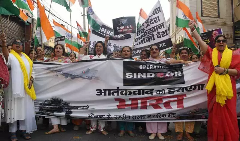 Ludhiana: तिरंगा यात्रा में शामिल हुए शहरवासी Ludhiana: तिरंगा यात्रा में शामिल हुए शहरवासी
