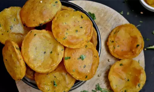 Masala Puri: इस खास डिश के साथ दिन बन जाएगा शानदार Masala Puri: इस खास डिश के साथ दिन बन जाएगा शानदार