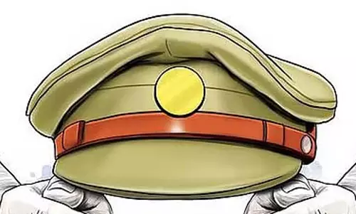 Karnataka: तलवारबाजी की रीलों ने हुबली-धारवाड़ के उपद्रवियों को पुलिस के जाल में फंसाया Karnataka: तलवारबाजी की रीलों ने हुबली-धारवाड़ के उपद्रवियों को पुलिस के जाल में फंसाया