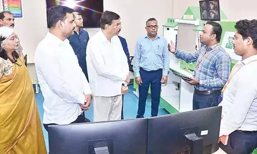 कौशल निर्माण आवश्यक: Governor