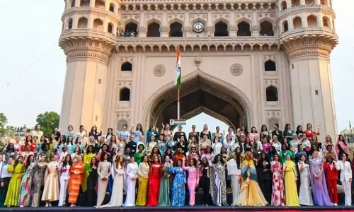 Telangana: मिस वर्ल्ड प्रतियोगी तेलंगाना की सुरक्षा और शासन व्यवस्था का प्रदर्शन देखेंगी Telangana: मिस वर्ल्ड प्रतियोगी तेलंगाना की सुरक्षा और शासन व्यवस्था का प्रदर्शन देखेंगी