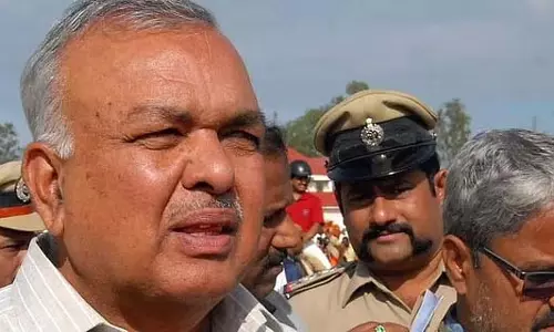 नियमों के तहत हमारी सेवाओं को वैधानिक बनाएं: बाइक टैक्सी एसोसिएशन ने रामलिंगा रेड्डी से अपील की