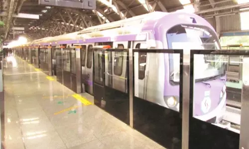 मेट्रो ने रविवार को Howrah मैदान-एस्प्लेनेड खंड पर सेवाएं स्थगित कर दी