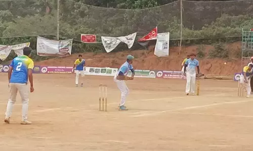 Cricket : अच्छपंडा टीम सेमीफाइनल में पहुंची Cricket : अच्छपंडा टीम सेमीफाइनल में पहुंची
