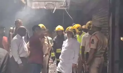 दुकान में लगी भीषण आग, सीएम रेवंत ने बचाव कार्य में तेजी लाने को कहा