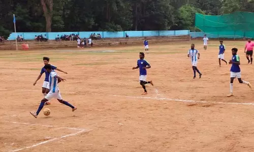 फुटबॉल टूर्नामेंट: सुंटिकोप्पा, कोडागराहल्ली अगले चरण में फुटबॉल टूर्नामेंट: सुंटिकोप्पा, कोडागराहल्ली अगले चरण में