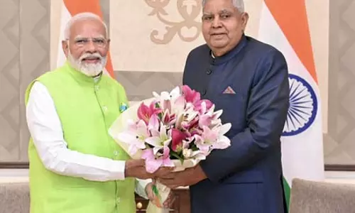 उपराष्ट्रपति धनखड़ को राष्ट्रपति और प्रधानमंत्री से जन्मदिन की बधाई मिली उपराष्ट्रपति धनखड़ को राष्ट्रपति और प्रधानमंत्री से जन्मदिन की बधाई मिली