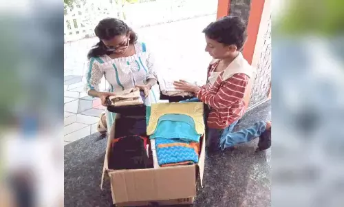 Kerala : भाईयों ने कपड़ा बैंक के लिए कपड़े एकत्र किए Kerala : भाईयों ने कपड़ा बैंक के लिए कपड़े एकत्र किए