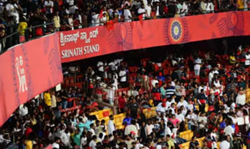केकेआर के खिलाफ मैच रद्द होने के बाद आरसीबी ने टिकट रिफंड की घोषणा की