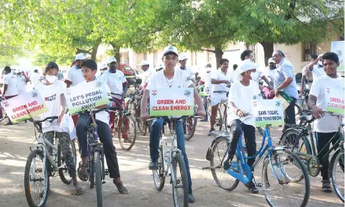 CBIC ने ‘संडे ऑन साइकिल’ शीर्षक से राष्ट्रव्यापी साइक्लोथॉन का आयोजन किया CBIC ने ‘संडे ऑन साइकिल’ शीर्षक से राष्ट्रव्यापी साइक्लोथॉन का आयोजन किया
