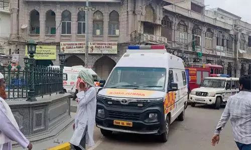 गुलज़ार हाउस आग घटना: घर में प्रवेश करने का कोई रास्ता नही
