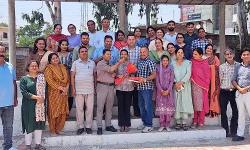 Himachal: कक्षा 12वीं के नतीजे, सरकारी और निजी स्कूलों के छात्रों ने बराबर प्रदर्शन किया Himachal: कक्षा 12वीं के नतीजे, सरकारी और निजी स्कूलों के छात्रों ने बराबर प्रदर्शन किया