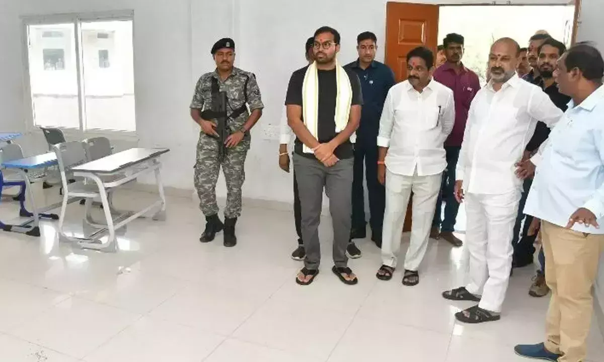 Telangana: बंदी ने शिशु मंदिर में सीबीएसई को अपनाने की सराहना की