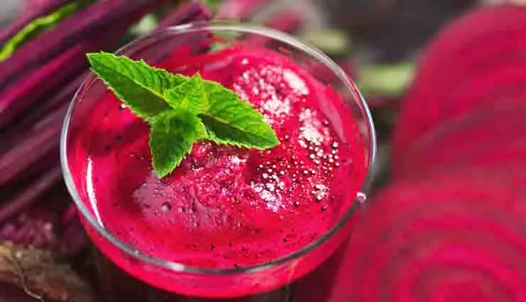 Beetroot Smoothie: शरीर को पूरे दिन ऊर्जावान बनाए रखेगा ये हेल्दी ड्रिंक Beetroot Smoothie: शरीर को पूरे दिन ऊर्जावान बनाए रखेगा ये हेल्दी ड्रिंक