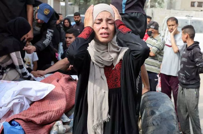 Gaza में इजरायली अभियान में 130 की मौत, उत्तरी पट्टी की आखिरी स्वास्थ्य इकाई तबाह Gaza में इजरायली अभियान में 130 की मौत, उत्तरी पट्टी की आखिरी स्वास्थ्य इकाई तबाह