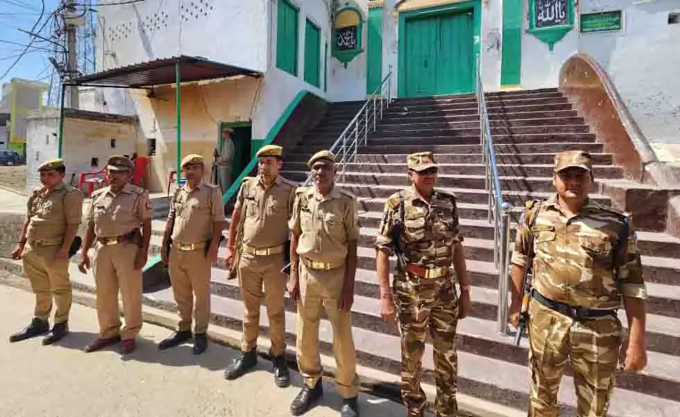 संभल जामा मस्जिद सर्वे मामला, इलाहाबाद हाईकोर्ट से बड़ी खबर आई संभल जामा मस्जिद सर्वे मामला, इलाहाबाद हाईकोर्ट से बड़ी खबर आई