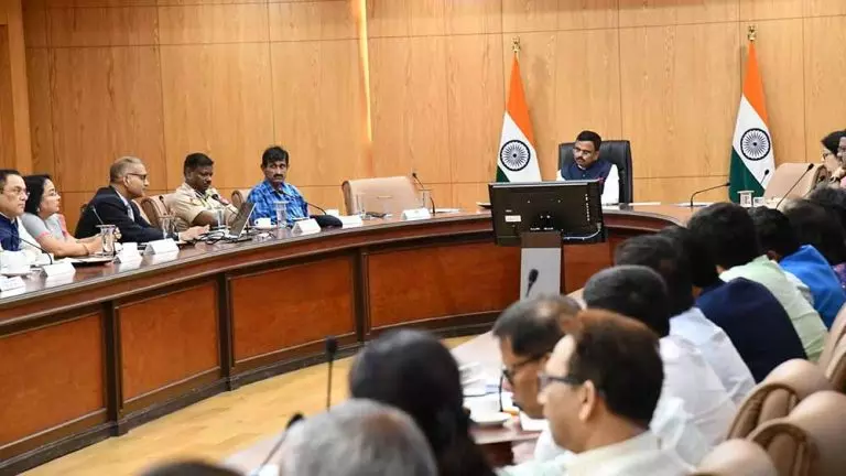 मानसून सीजन से पहले Assam की बाढ़ तैयारियों की समीक्षा की गई मानसून सीजन से पहले Assam की बाढ़ तैयारियों की समीक्षा की गई